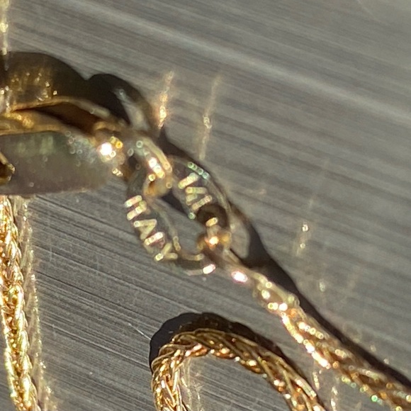 14k Solid Gold Italian Coral Floral Filigree Pendant Necklace 5.19g - Picture 11 of 16